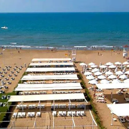 Win & Hotell 3*
